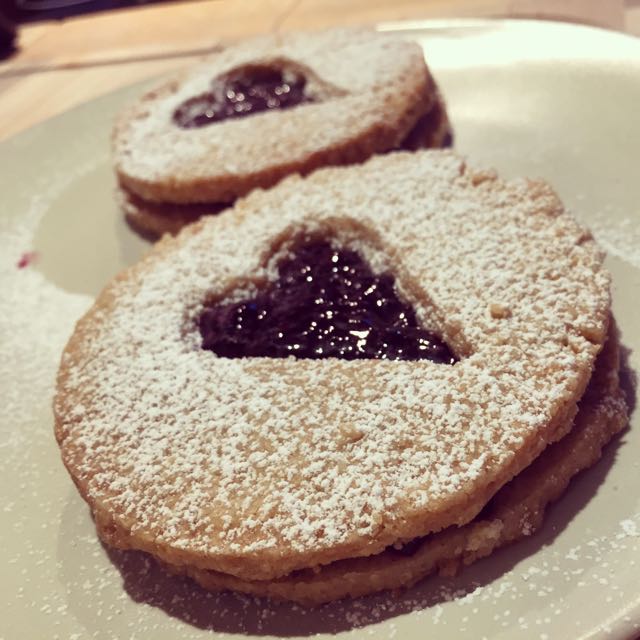 Sablés à la confiture de mûres