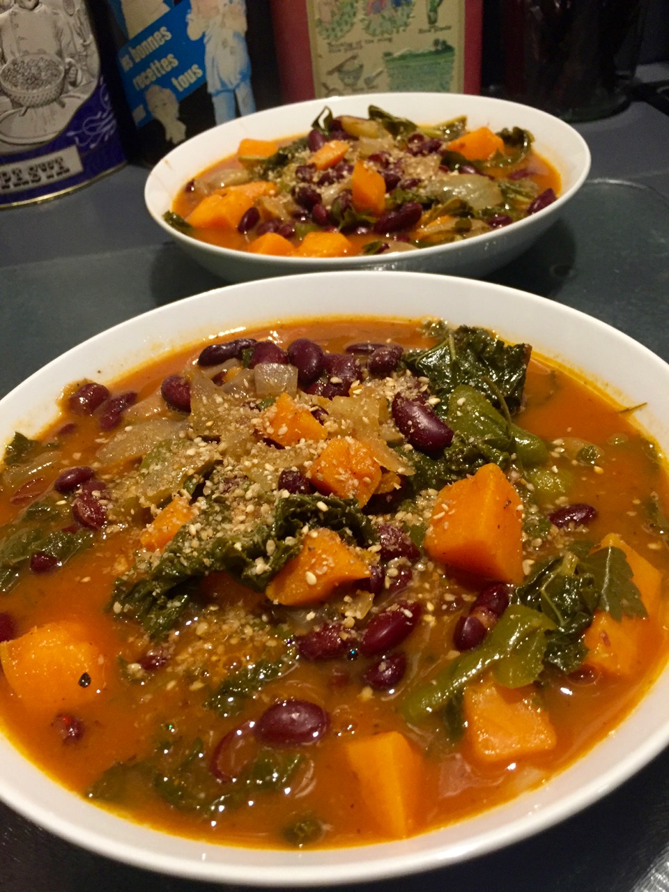Soupe de haricots rouges patate douce et Kale